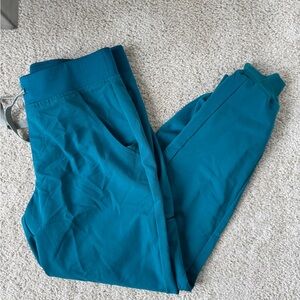 Figs Zamora Joggers in Pacific Blue